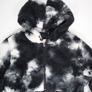 Outdoor Collection by 26 International Sherpa Jacket Side Zip Black and White LG